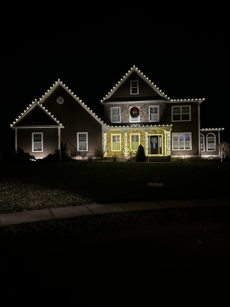 Southington Christmas Lighting Near Me 1