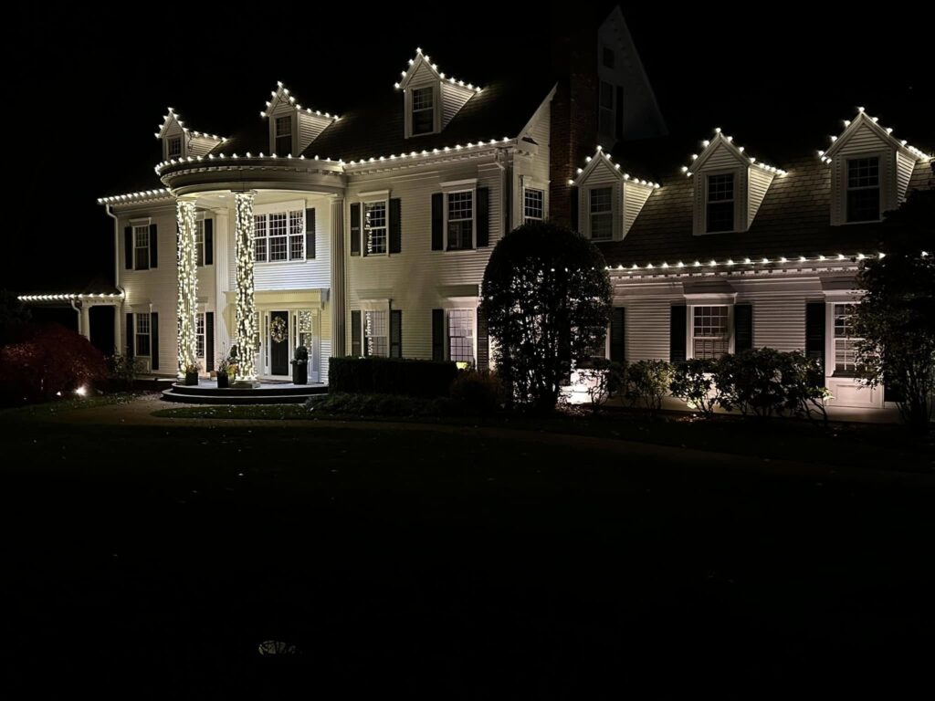 christmas-light-installation-madison-ct-1